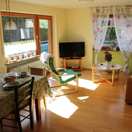 Апартаменты Rosenhof Broggingen